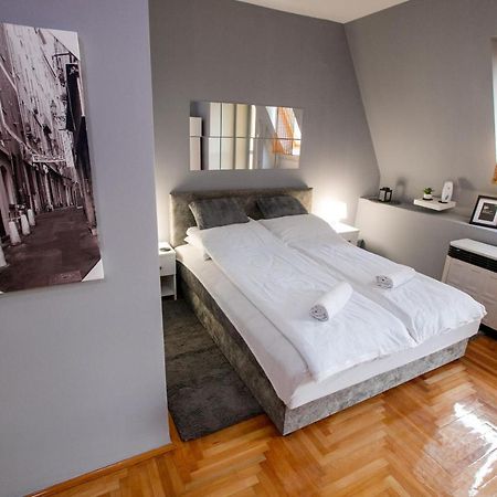 369 Apartments Суботиця Екстер'єр фото