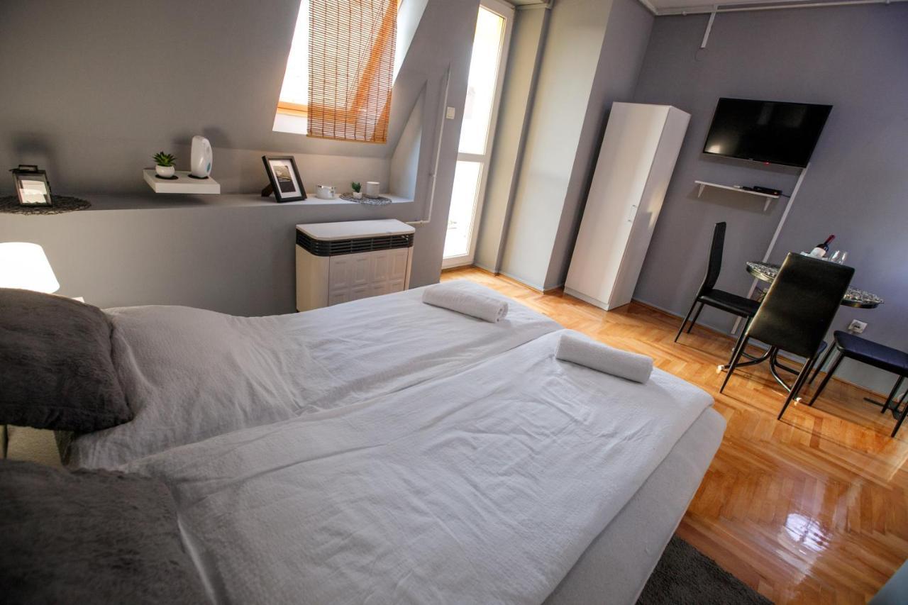 369 Apartments Суботиця Екстер'єр фото